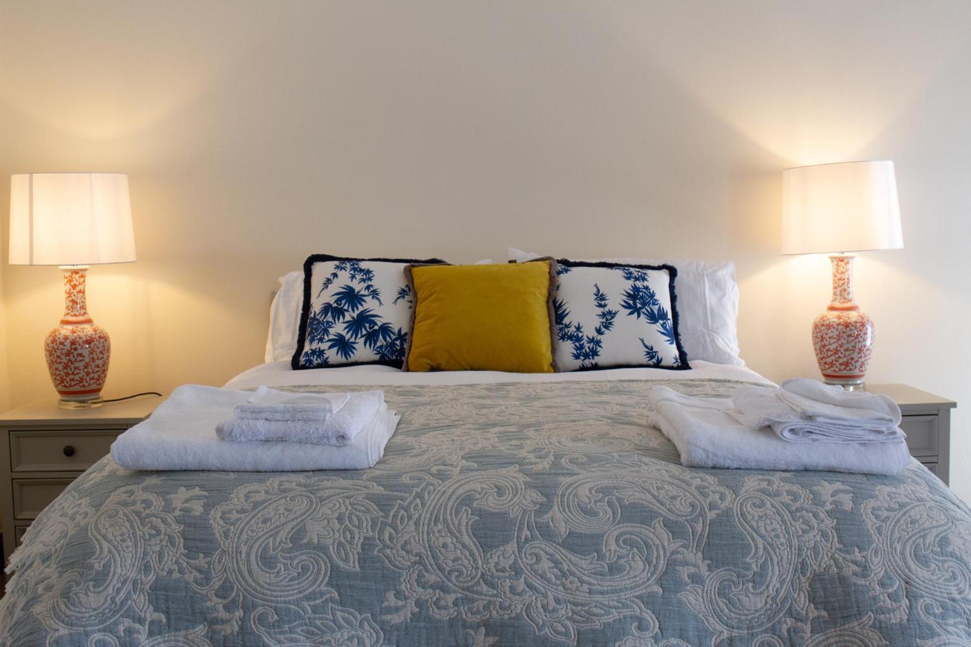 Hill House Lodge Sleeps 6 Overlooking The Rock Of Cashel Кашел Екстер'єр фото